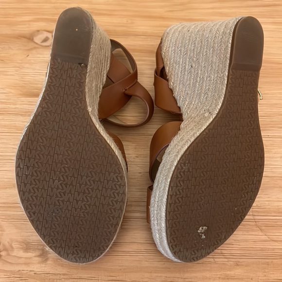 Michael Kors brown leather wedges - Picture 3 of 5